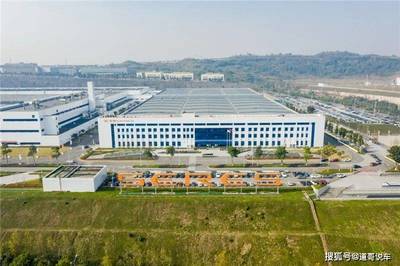 華為鴻蒙智能座艙、續(xù)航超1100公里 AITO問界M5正式開啟交付